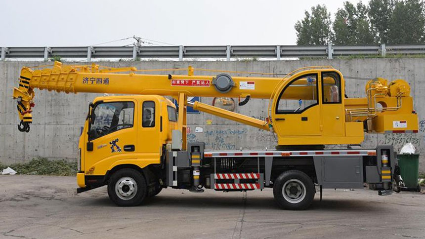 Camion-grue 8T, STSQ8T