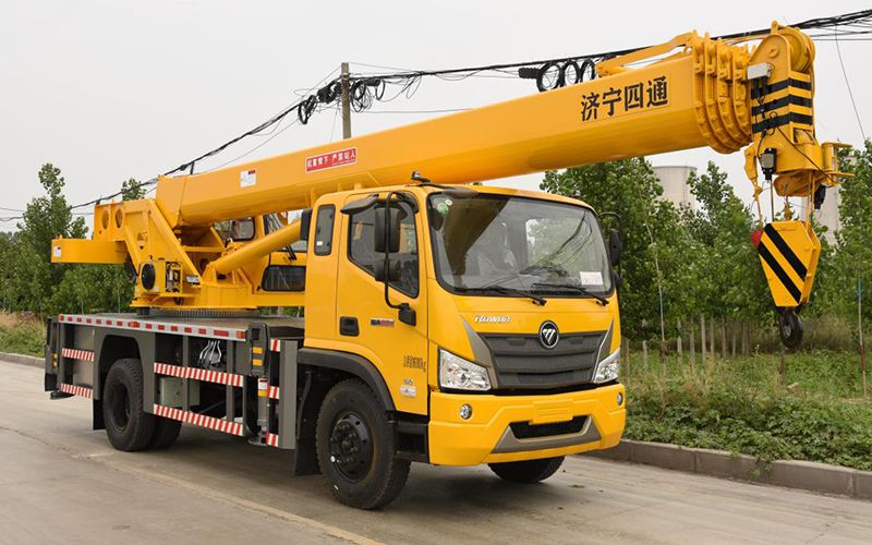 Camion-grue 12T, STSQ12F