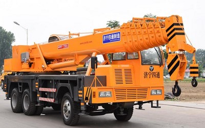 Grue télescopique sur camion 20T, STSQ20D