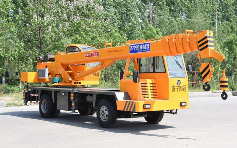 Camion-grue 8T, STSQ8A