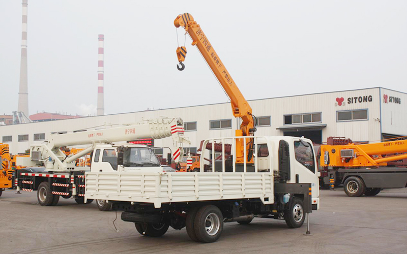 Camion à flèche 3,2T, SST3.2S3